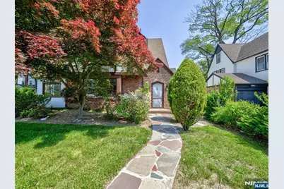217 Heywood Avenue, Orange, NJ 07050 - Photo 23