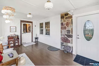 130 Mitchell Street, West Orange Township, NJ 07052 - Photo 5