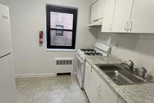 2329 Hudson Terrace C 9, Fort Lee, NJ 07024 - Photo 9