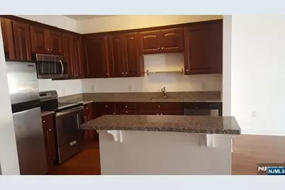 22 Ave At Port Imperial 323 #323, West New York, NJ 07093 - Photo 5