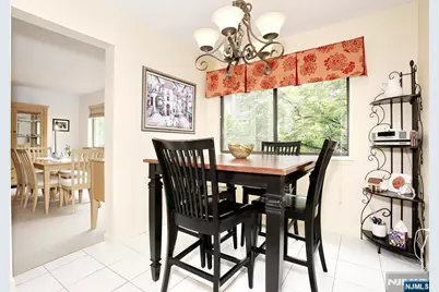 164 Winchester Court 164A #164A, Washington Township, NJ 07676 - Photo 15