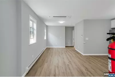 105 10th Street, Passaic, NJ 07055 - Photo 23