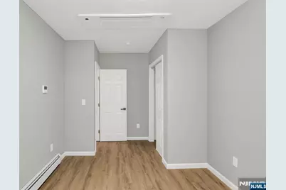 105 10th Street, Passaic, NJ 07055 - Photo 31