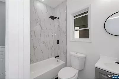 105 10th Street, Passaic, NJ 07055 - Photo 19