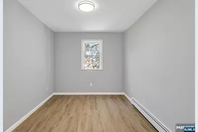 105 10th Street, Passaic, NJ 07055 - Photo 29