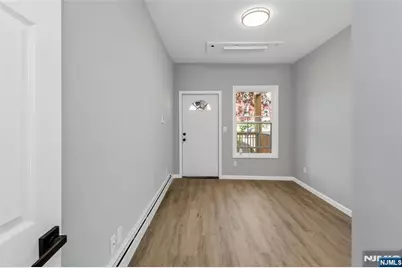 105 10th Street, Passaic, NJ 07055 - Photo 7
