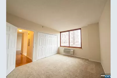 100 Old Palisade Road 2201 #2201, Fort Lee, NJ 07024 - Photo 9