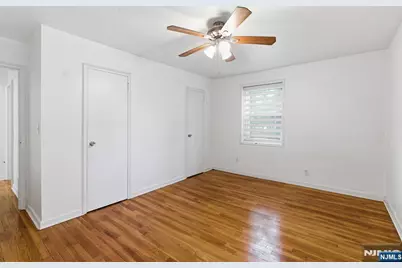 2330 Linwood Avenue 2E #2E, Fort Lee, NJ 07024 - Photo 13