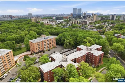 2330 Linwood Avenue 2E #2E, Fort Lee, NJ 07024 - Photo 19