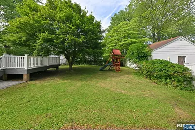 119 Lenox Avenue, New Milford, NJ 07646 - Photo 35