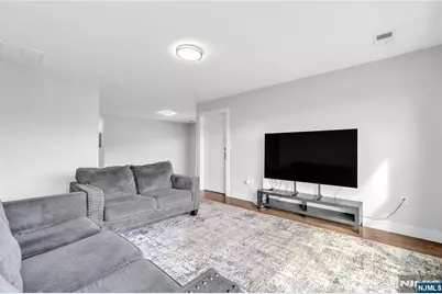 26 Arlington Boulevard, North Arlington, NJ 07031 - Photo 21