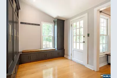 190 Passaic Avenue, Roseland, NJ 07068 - Photo 11