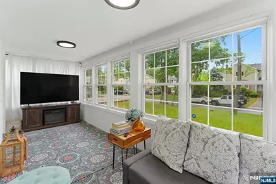 475 Albert Place, New Milford, NJ 07646 - Photo 11