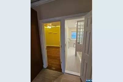 19 Albert Street 2F #2F, Garfield, NJ 07026 - Photo 17