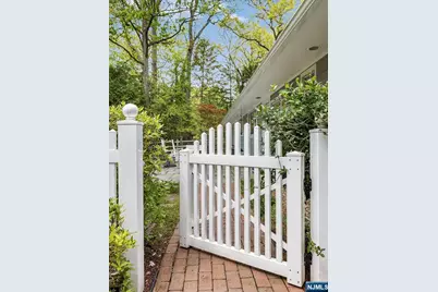 1 Hickory Lane, Roseland, NJ 07068 - Photo 39
