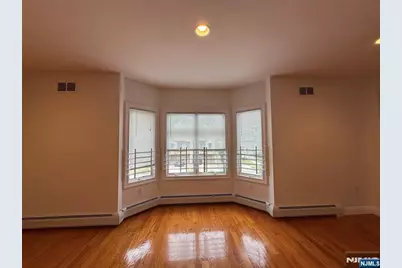 508 Orchard Avenue 1st Fl #1st Fl, Palisades Park, NJ 07650 - Photo 7