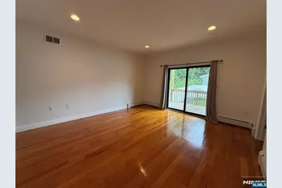 508 Orchard Avenue 1st Fl #1st Fl, Palisades Park, NJ 07650 - Photo 11
