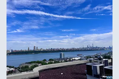 100 Carlyle 5J North #5J North, Cliffside Park, NJ 07010 - Photo 1