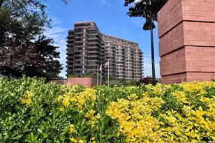 100 Carlyle 5J N, Cliffside Park, NJ 07010 - Photo 3