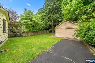 243 Jefferson Ave, Cresskill, NJ 07626 - Photo 25
