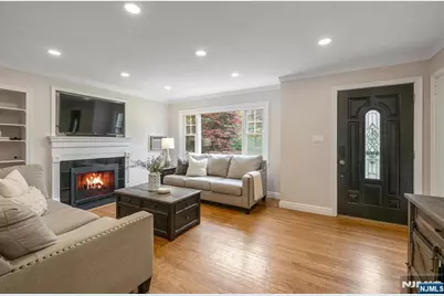 419 Wyckoff Avenue, Ramsey, NJ 07446 - Photo 3