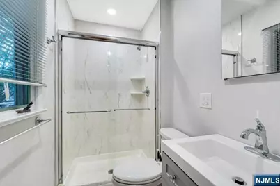 32 Rock Road, Englewood Cliffs, NJ 07632 - Photo 17