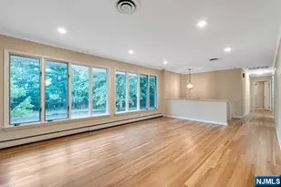 32 Rock Rd, Englewood Cliffs, NJ 07632 - Photo 13