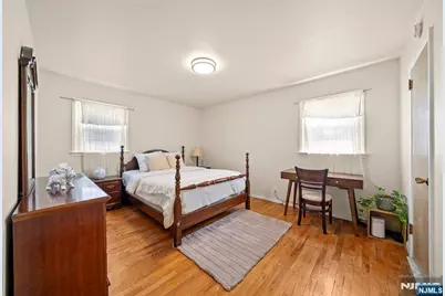 43 Woodvale Road, Glen Rock, NJ 07452 - Photo 19