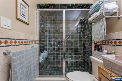 289 Valley Boulevard 2D #2D, Wood Ridge, NJ 07075 - Photo 23