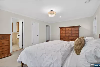 25 Cottontail Trail, Upper Saddle River, NJ 07458 - Photo 19