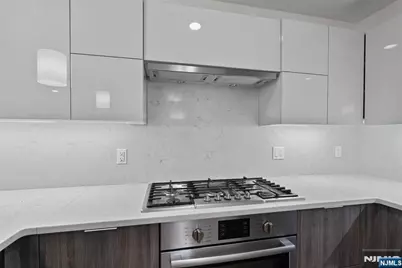 9 Ave At Port Imperial 823 #823, West New York, NJ 07093 - Photo 3