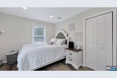 200 Main Street, Little Falls Township, NJ 07424 - Photo 15