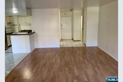 1111 River Road F2 #F2, Edgewater, NJ 07020 - Photo 11