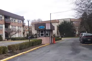 1111 River Road F2, Edgewater, NJ 07020 - Photo 5
