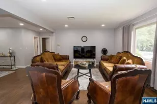 16 Broad Ave, Paramus, NJ 07652 - Photo 5