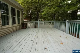 16 Broad Ave, Paramus, NJ 07652 - Photo 19