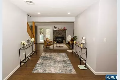 16 Broad Avenue, Paramus, NJ 07652 - Photo 7