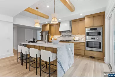 61 Surrey Lane, Tenafly, NJ 07670 - Photo 13