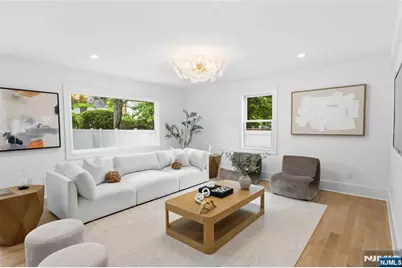 61 Surrey Lane, Tenafly, NJ 07670 - Photo 9