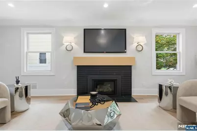 61 Surrey Lane, Tenafly, NJ 07670 - Photo 7