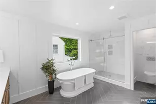 61 Surrey Ln, Tenafly, NJ 07670 - Photo 25