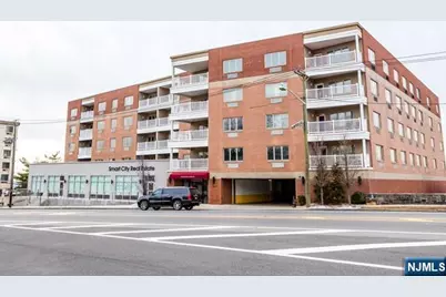 411 E Brinkerhoff Avenue 210 #210, Palisades Park, NJ 07650 - Photo 1