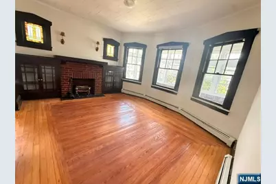 36 Demott 2 #2, Clifton, NJ 07011 - Photo 3
