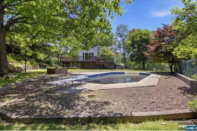 2 Gray Terrace, Woodland Park, NJ 07424 - Photo 17