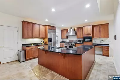 8 Pring Court, West Orange Township, NJ 07052 - Photo 15