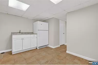 347 Westview Avenue, Fort Lee, NJ 07024 - Photo 33