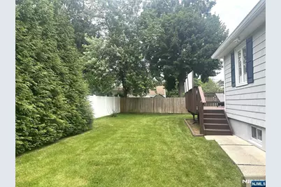 136 Grand Street, New Milford, NJ 07646 - Photo 21