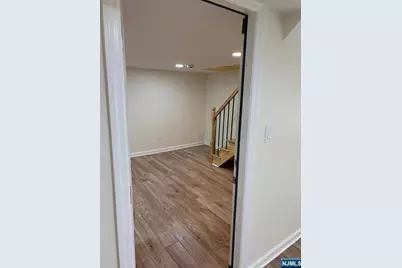 763 River Road 5 #5, Teaneck Township, NJ 07666 - Photo 5