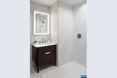 320 Adolphus Avenue 319 #319, Cliffside Park, NJ 07010 - Photo 15