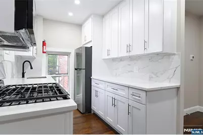 285 Orchard Terrace C3 #C3, Bogota, NJ 07603 - Photo 7